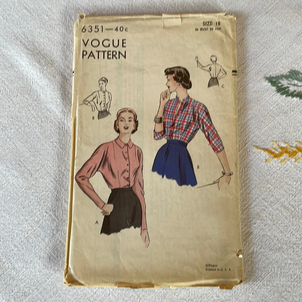 Vintage Vogue Pattern, 6351, size 18, 36 bust, 39 hip ca 1950's